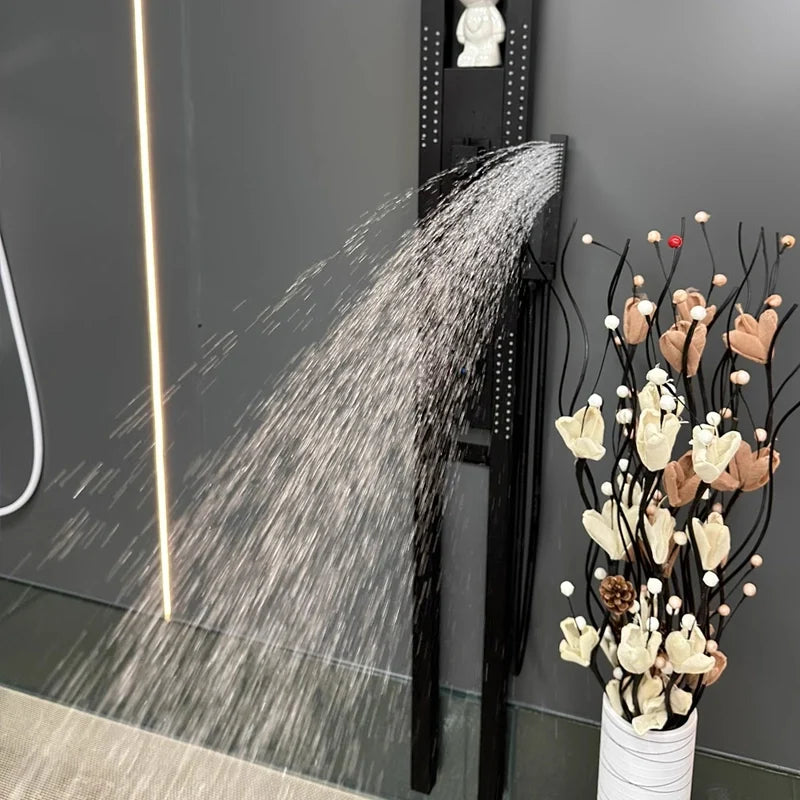 Cascata Aura - La Douche qui Transforme Chaque Instant en Détente