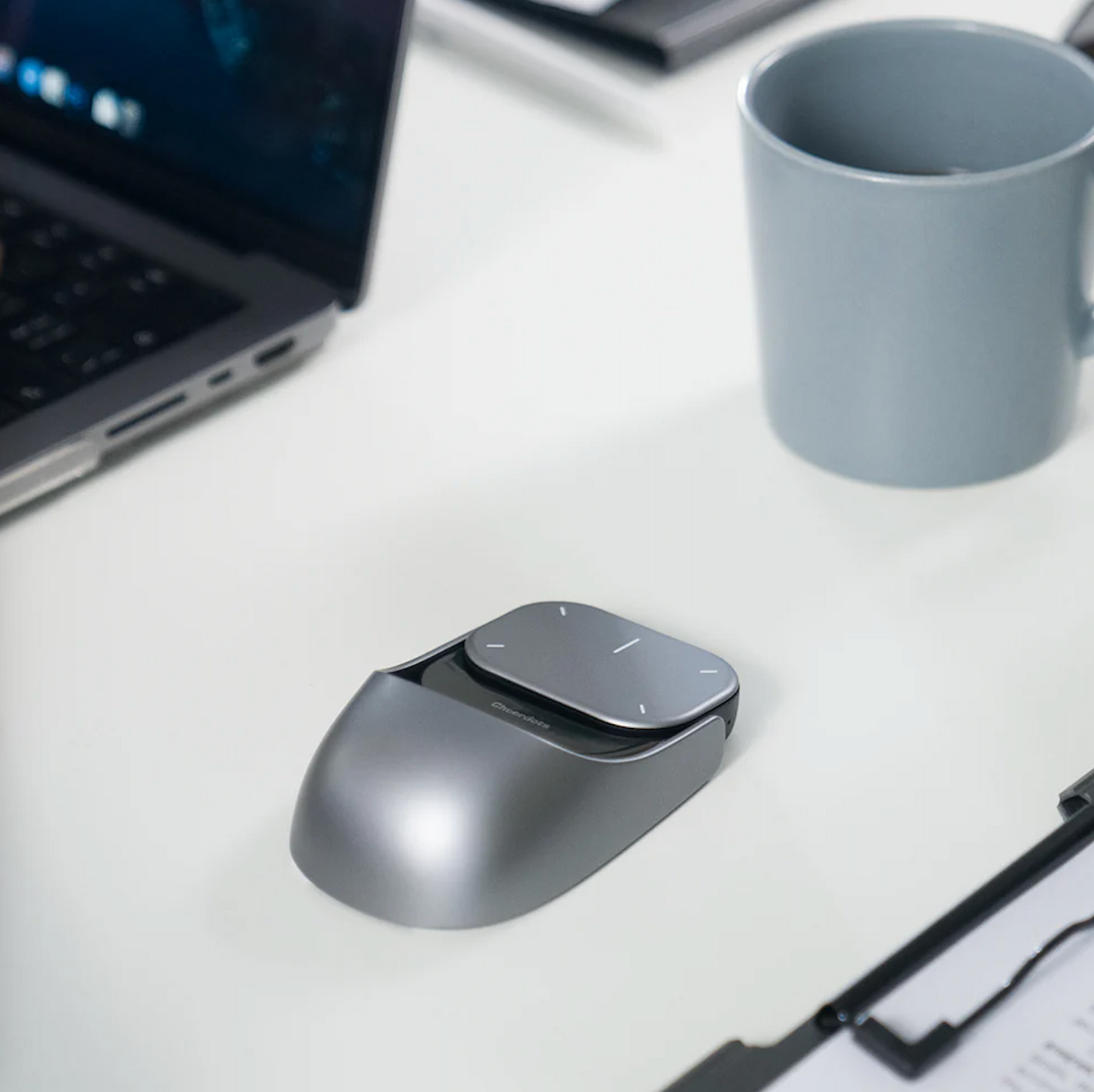 EVO MOUSE PRO - ALIMENTÉE PAR L'IA