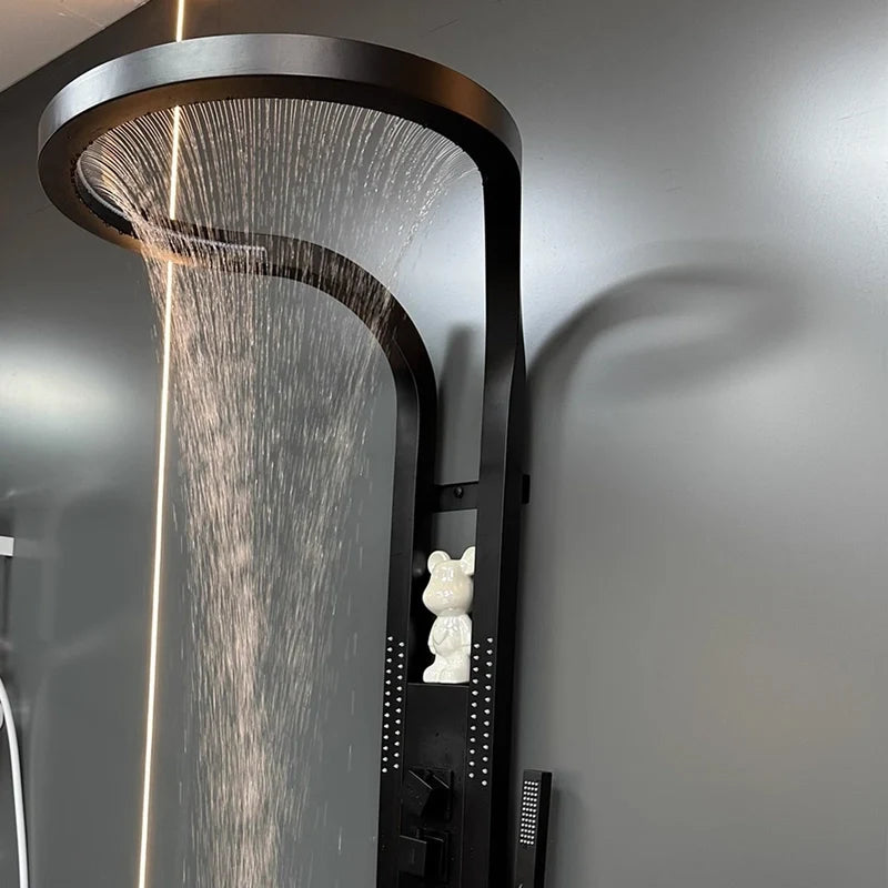 Cascata Aura - La Douche qui Transforme Chaque Instant en Détente